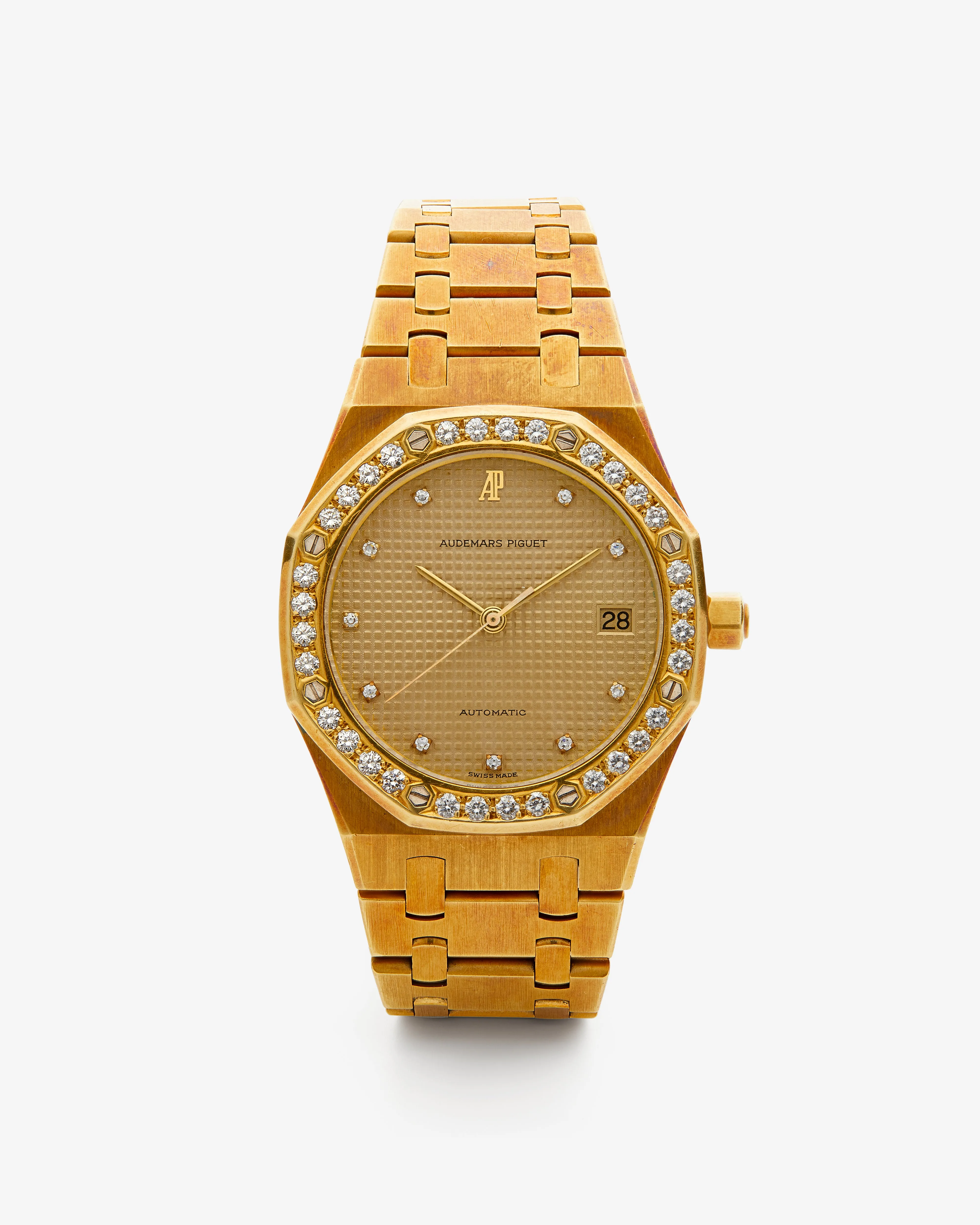 Classic 55 - Audemars Piguet 18k Yellow Gold Royal Oak Diamond Set Bezel Ref 14700 - (Yellow Gold)