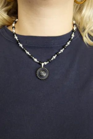 VT Rework : Chanel Reworked Button Necklace